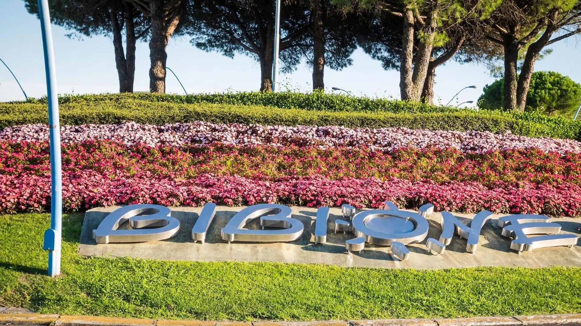 Private Garden And 3 Shared Pools In Bibione 4 You 公寓